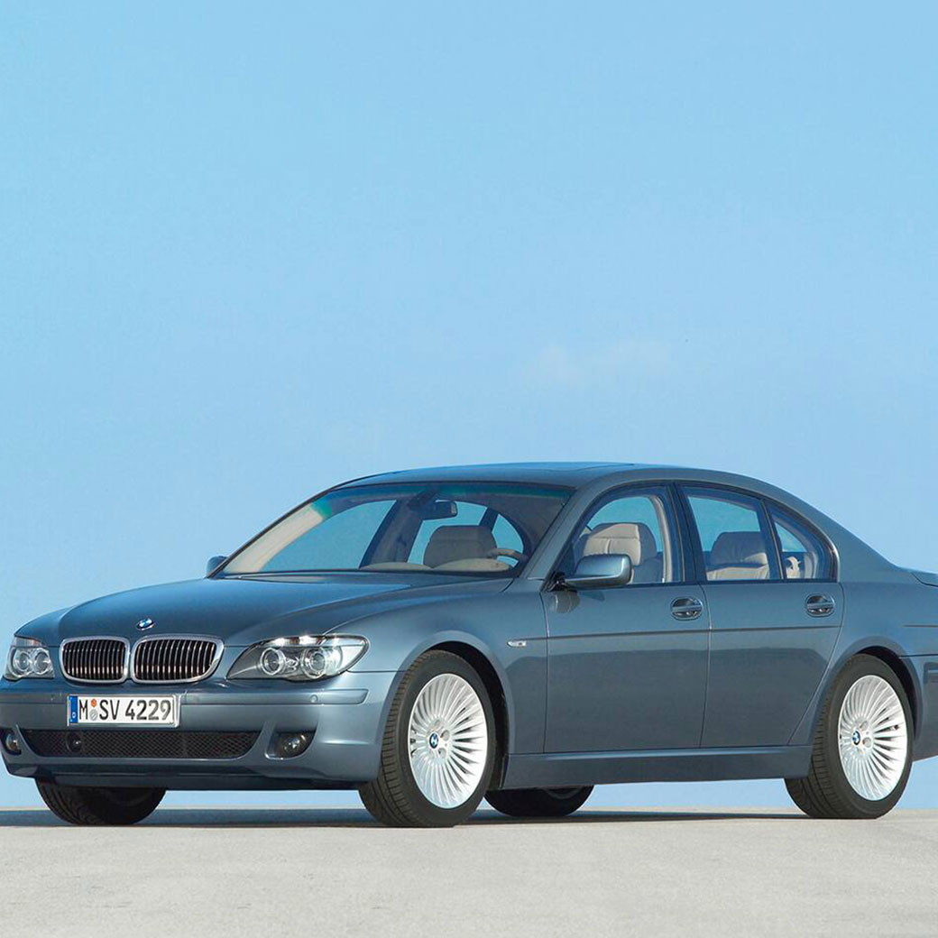 BMW 7 серии E65
