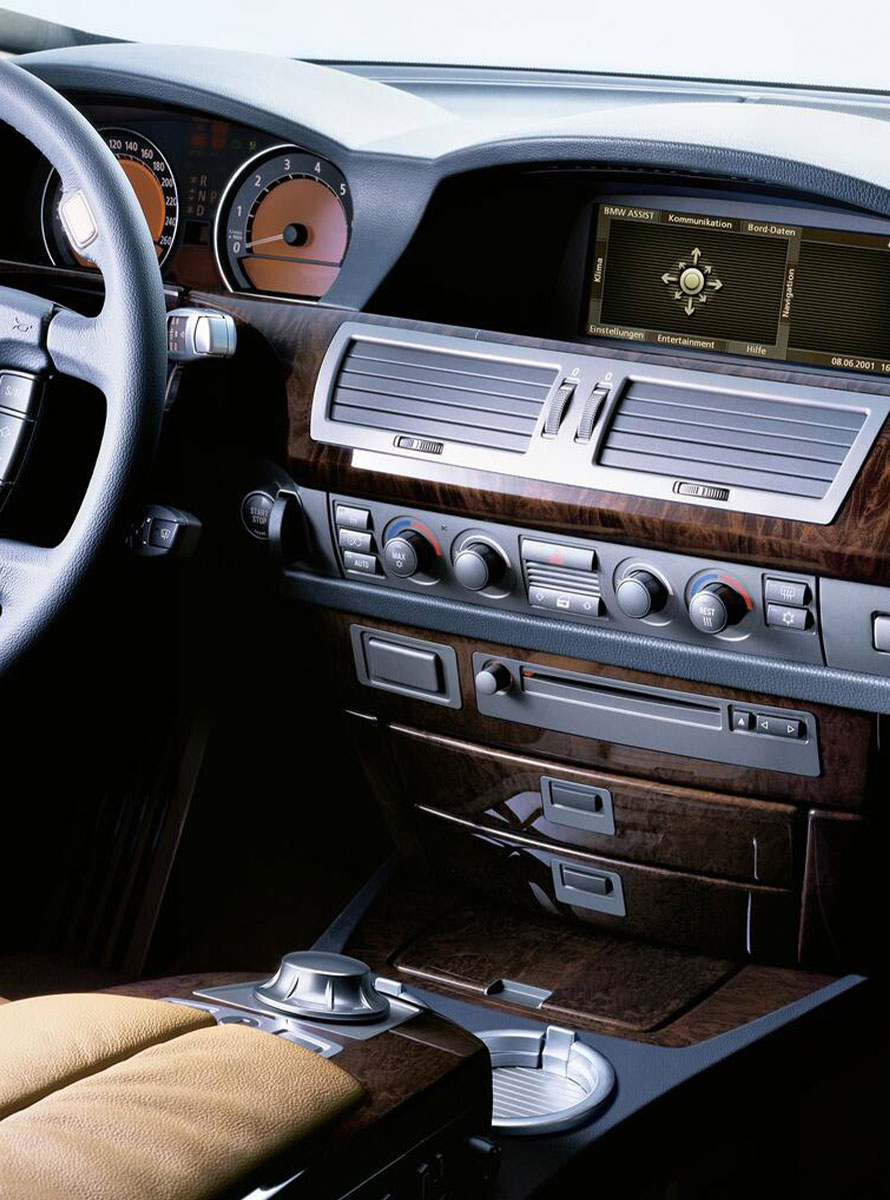 BMW 7 серии E65
