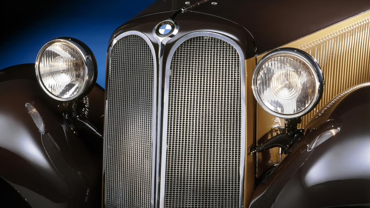 BMW 303