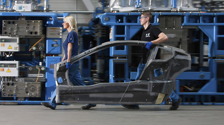 карбоновую боковую раму BMW i8  карбоновую боковую раму BMW i8