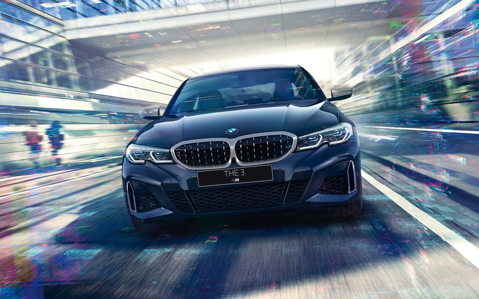 BMW M340i xDrive G20 2020 "Черный Сапфир металлик", вид спереди в движении