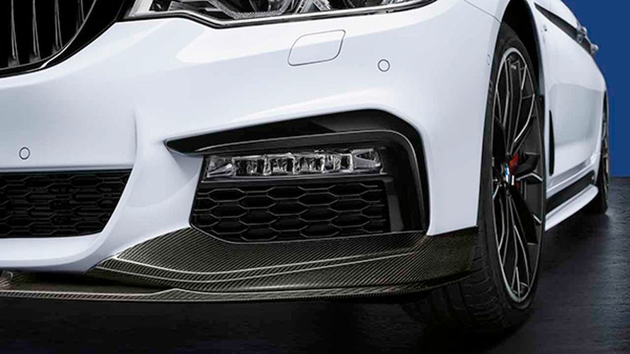 Передние боковые "клыки", карбон для BMW 5 серии (G30) Передние боковые "клыки", карбон для BMW 5 серии (G30)