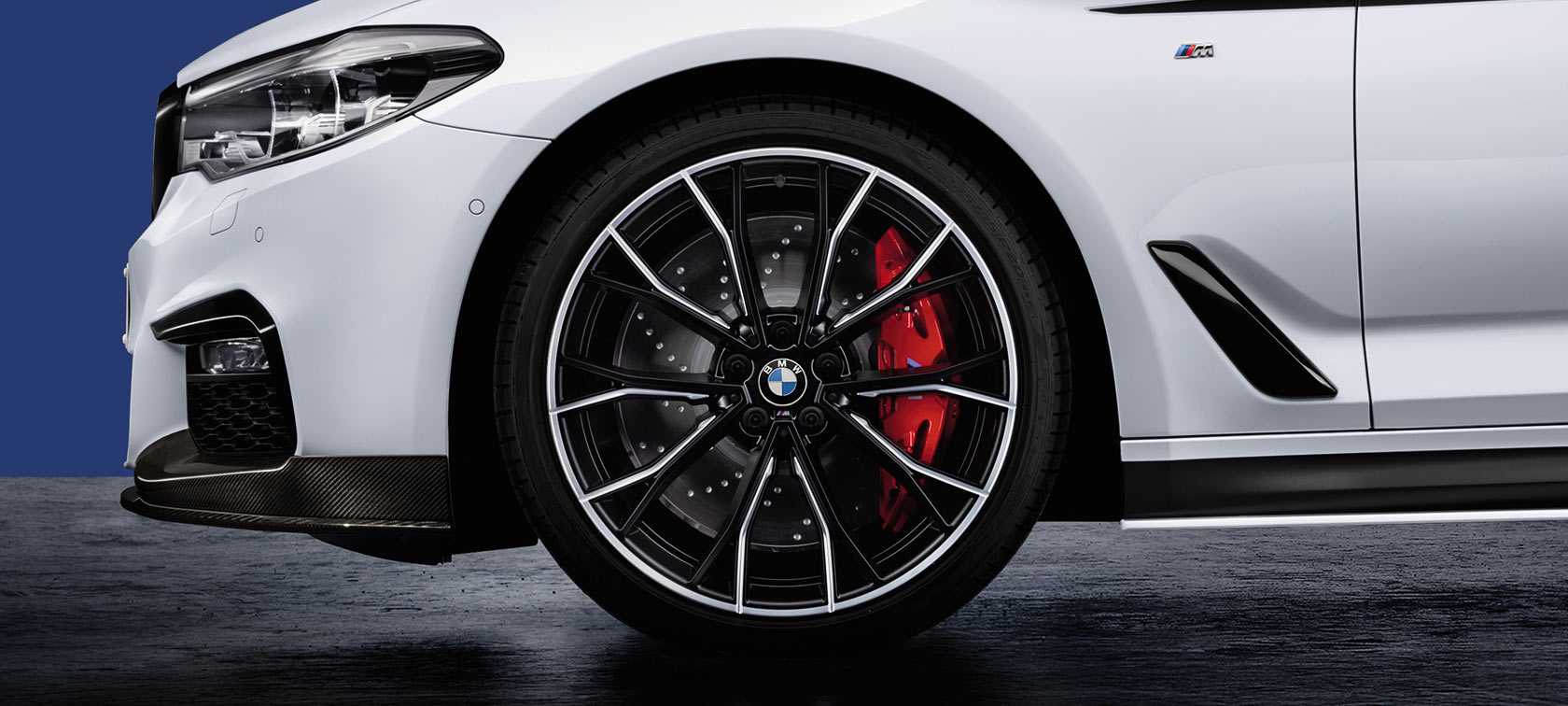 Шины бмв м8. BMW g30 диски r20. Диски БМВ М перфоманс 20. 669 Стиль BMW g30. BMW r20 Double spoke 668.