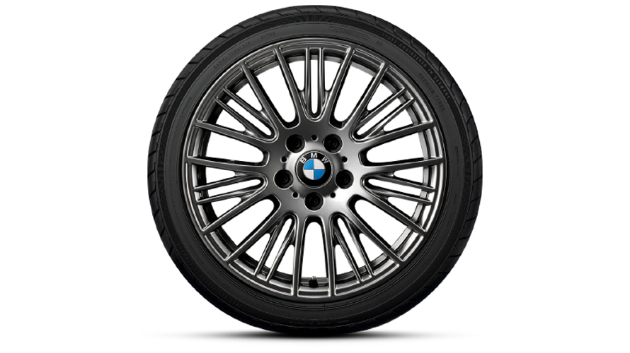 Комплект колес с зимними шинами BMW Radial Spoke 388. Зимние колеса, шины BMW Radial Spoke 388.