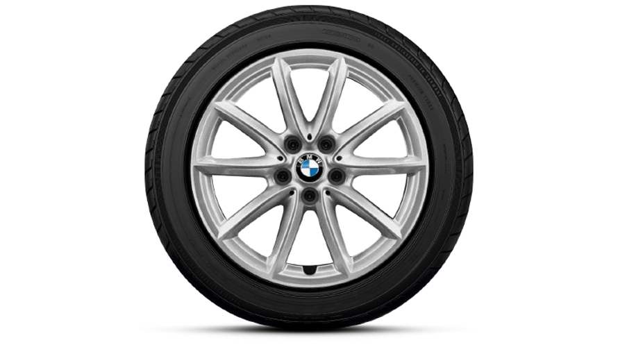 Комплект колес с зимними шинами BMW V-Spoke 560. Зимние колеса, шины BMW V-Spoke 560.