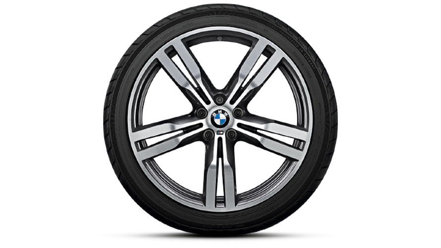 Комплект колес с зимними шинами 20" Double Spoke 647M Комплект колес с зимними шинами 20" Double Spoke 647M