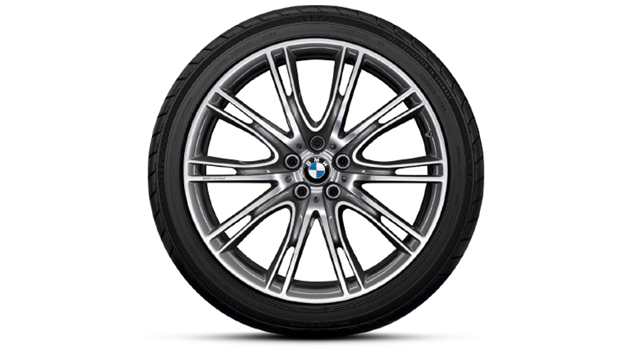 Комплект колес с зимними шинами 20" V-Spoke 649i individual Комплект колес с зимними шинами 20" V-Spoke 649i individual