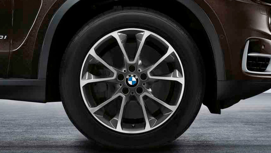 Комплект колес с зимними шинами BMW Star Spoke 449. Зимние колеса, шины BMW Star Spoke 449.