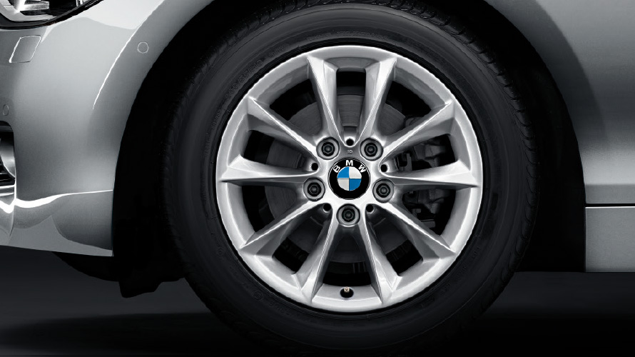 Комплект колес с зимними шинами BMW V-Spoke 411. Зимние колеса, шины BMW V-Spoke 411.