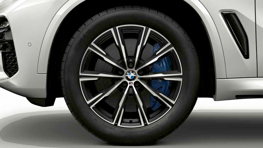 Комплект колес с зимними шинами BMW Star Spoke 740M Performance. Зимние колеса, шины BMW Star Spoke 740M Performance.