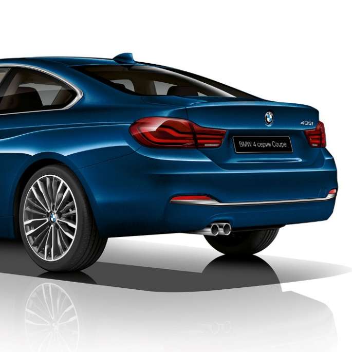 BMW 4 серии Купе, модель Luxury Line вид сзади BMW 4 серии Купе, модель Luxury Line вид сзади