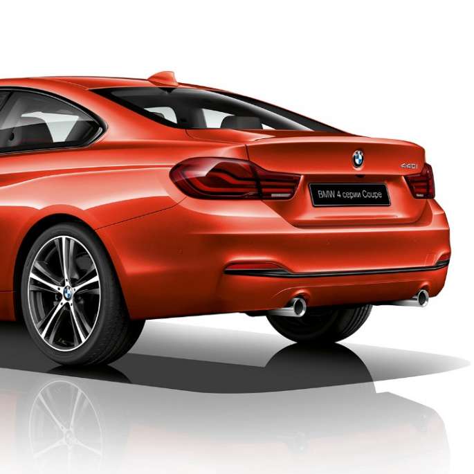 BMW 4 серии Купе, модель Sport вид сзади BMW 4 серии Купе, модель Sport вид сзади