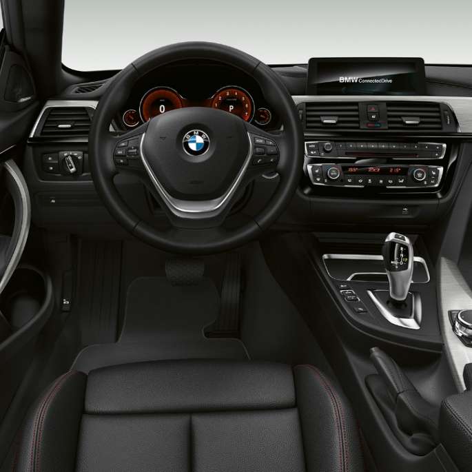 BMW 4 серии Купе, модель Sport вид с водительского места BMW 4 серии Купе, модель Sport вид с водительского места