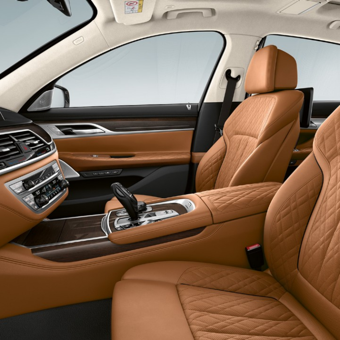 BMW 7 серии с дизайном Pure Excellence: кожаная обивка BMW 7 серии с дизайномPure Excellence: обивка из кожи Nappa