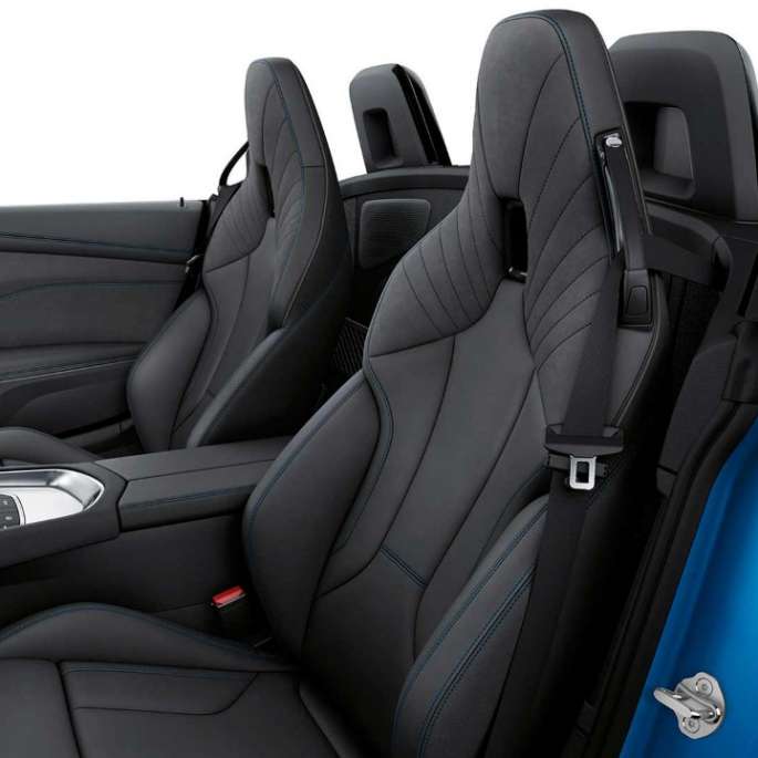 BMW Z4 Roadster с пакетом M Sport, передние сиденья G29